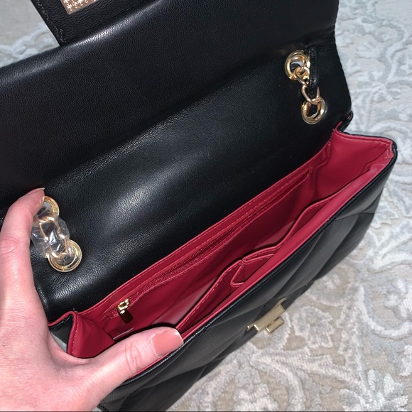 Black Quilted Shoulder Bag - Picture 5 of 14